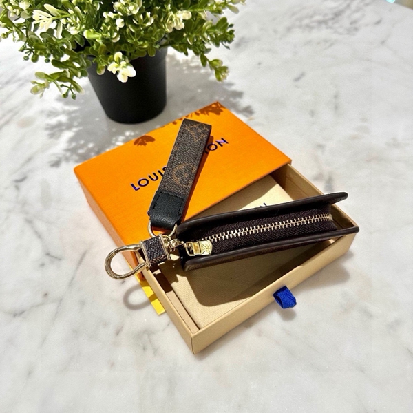 ブランドキーホルダー内部構造